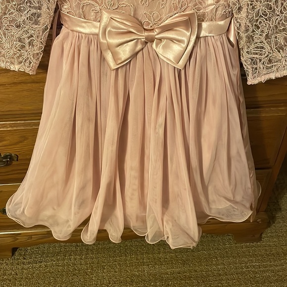 BONNIE JEAN 4T rose gold formal 3/4 sleeve ruffle lace sequin dress - Picture 3 of 10